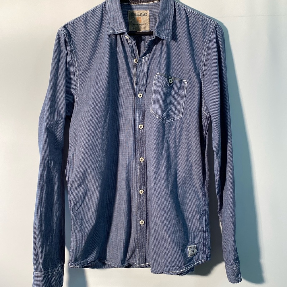 Men’s Garcia jeans button down shirt.  Size L